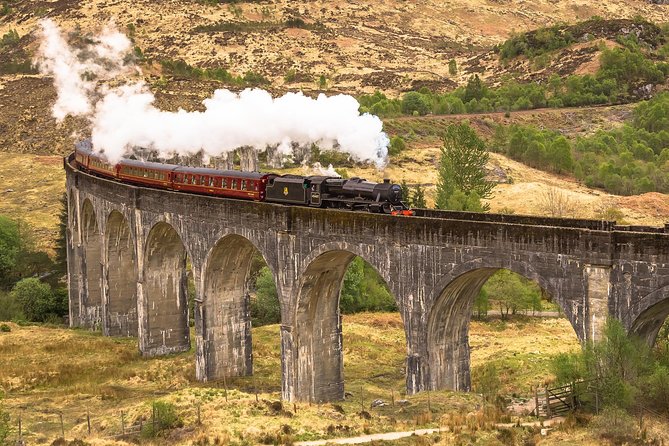 3-Day Isle of Skye, 'Hogwarts Express' Train and Highlands Tour - Day one: Rannoch Moor, Glencoe, and the road to Portree