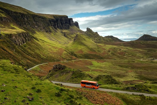 3-Day Isle of Skye Inverness Highlands and Glenfinnan Viaduct Tour from Edinburgh - Isle of Skye: the scenic centerpiece