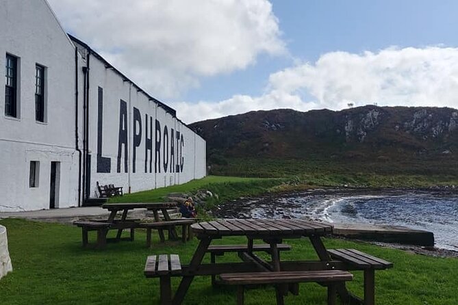 4-day Islay Platinum Whisky Tour - Whisky Included! With free pickup! - Day two: Islay’s smoky southern coast
