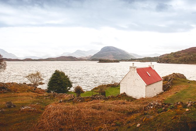 5-Day Highland Explorer and Isle of Skye Small-Group Tour from Edinburgh - Day 5: Eilean Donan and the tragedy of Glencoe