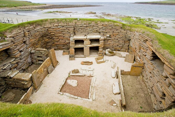 5 Day Orkney Islands and North Coast 500 Tour from Edinburgh - Day 4: John O’Groats, ancient tombs, and coastal ruins