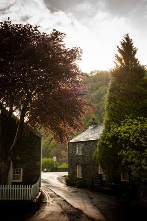 5-Day York, Lake District & Hadrian's Wall Tour from Edinburgh - Returning through the Scottish Borders