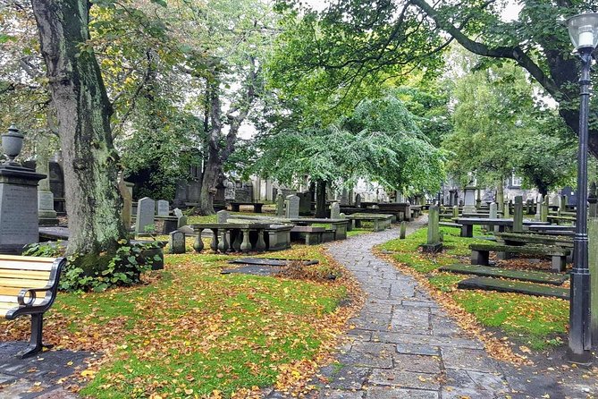 500 Years of Crime and Punishment: A Self-Guided Audio Tour - Key points at a glance