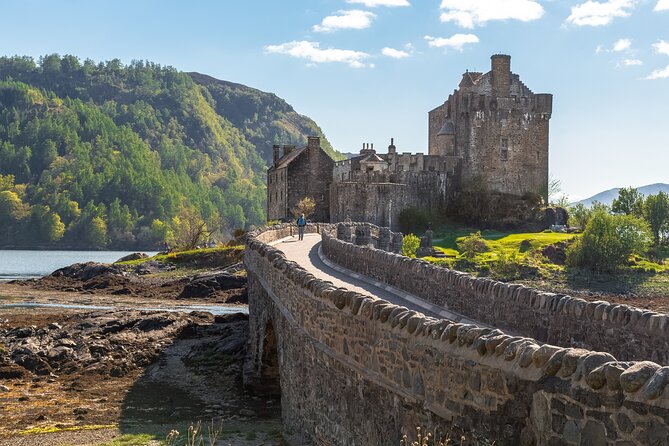 8 Day Isle of Skye, Orkney & North Coast 500 tour from Edinburgh - Day 5: From Corrieshalloch Gorge to the Isle of Skye
