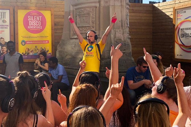 A Silent Disco Adventure in Glasgow - Glasgow sightseeing with a beat