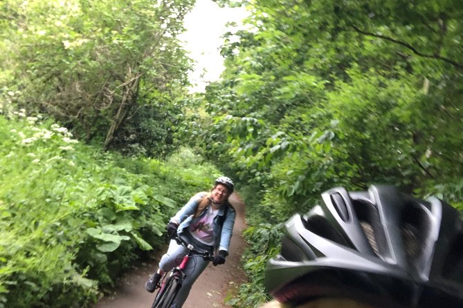 'A Wee Pedal's' Award-Winning Circular Cycle Tour of Edinburgh! - What the guides add to the ride