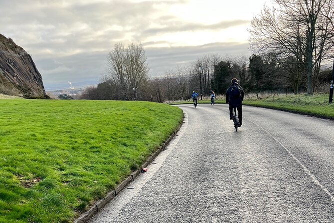 'A wee pedal's' E-bike tour of Arthur's Seat and beyond - Why an e-bike works so well in southern Edinburgh