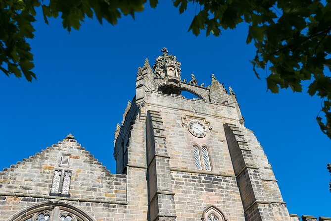 Aberdeen Historical Walking Tour - King’s Museum, the Old Town House, and a small mystery