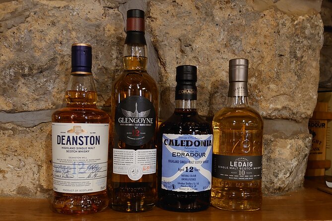 Afternoon Whisky Tasting in a Traditional Edinburgh Bar - Starting at The Jolly Judge near the Lawnmarket