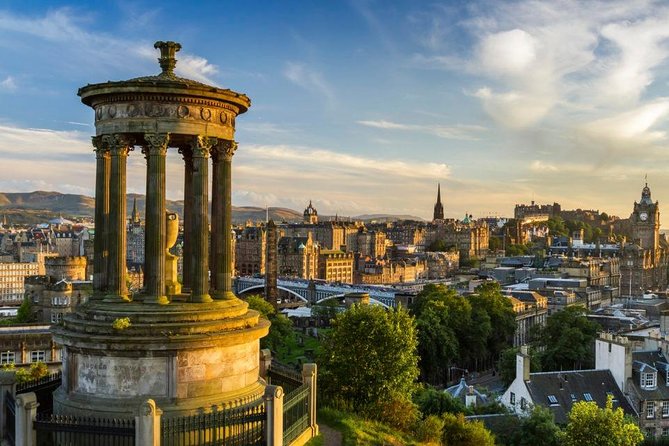 Arrival Transfer: Airport EDI to Edinburgh by Luxury Van - Waiting time matters after a delayed flight