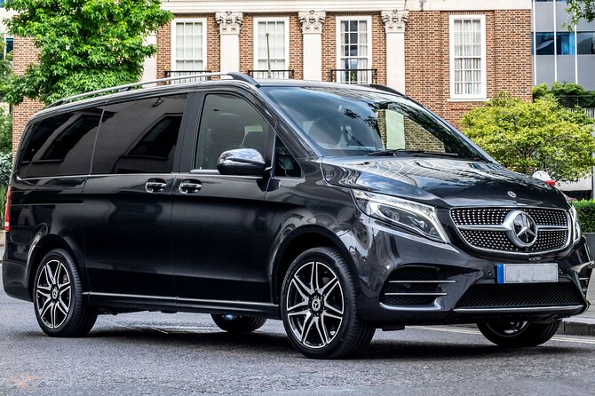 Arrival Transfer Edinburgh Airport EDI to Edinburgh by Minivan - Key points at a glance