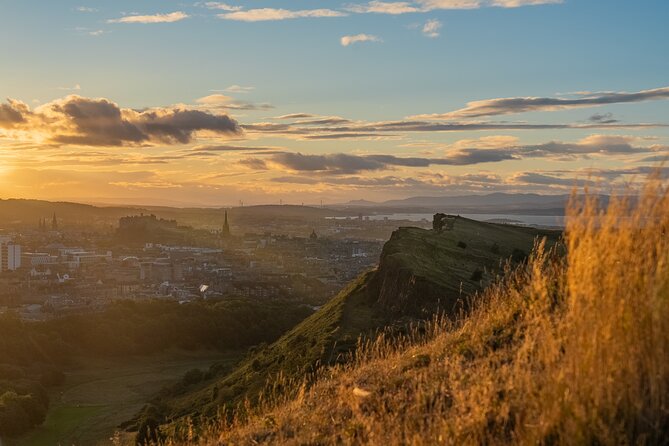 Arthur's Seat Sunset Hike with Mountain Guide - Why a sunset hike changes Arthur’s Seat
