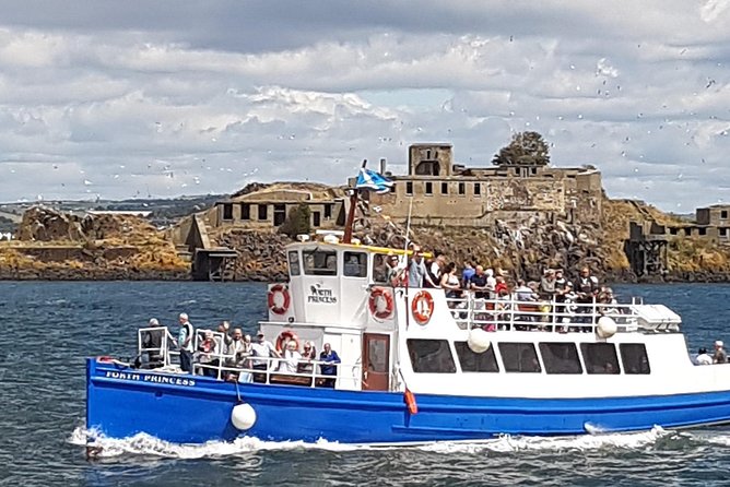 Blackness Castle Cruise - Leaving Port Edgar Marina in South Queensferry