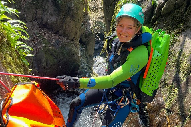 Discover Canyoning in Dollar Glen - Dollar Glen gives you action and scenery in one short trip