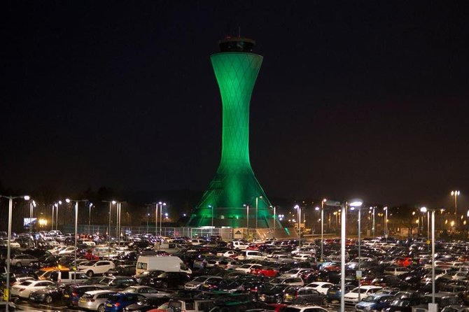 Edinburgh Airport to Edinburgh City plus return journey private transfer - A direct ride instead of a sightseeing tour