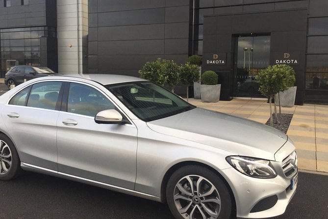 Edinburgh Airport to Glasgow City Chauffeured Hire Driver - Meeting your chauffeur at Edinburgh Airport