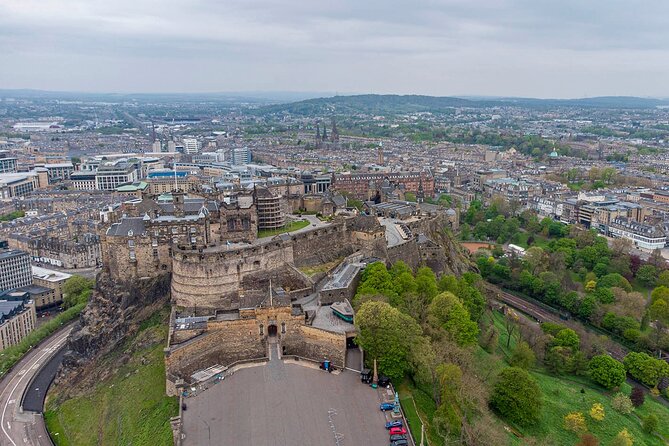 Edinburgh Castle: Guided Walking Tour with Entry Ticket - Meeting near St Giles Cathedral