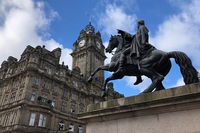 Edinburgh City 4 Hour Private Guided Taxi Tour - Edinburgh Castle and the Question of Entrance Fees