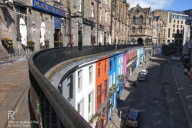 Edinburgh City Walking Tour, Discover Old Town, Royal Mile with a Local Expert! - Starting at Camera Obscura on Castlehill