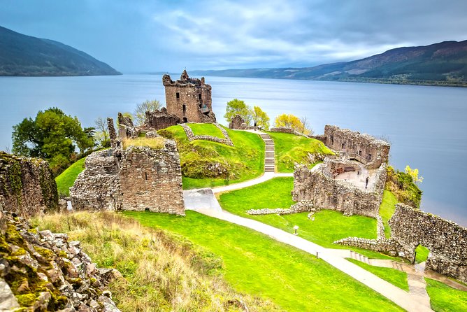Edinburgh: Eilean Donan, Loch Ness & Glenfinnan - 2 Day Tour - Glenfinnan Viaduct and the Jacobite Steam Train