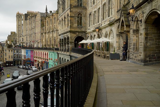 Edinburgh Food & Drink Tour with EatWalk Tours - A meal that also explains Edinburgh