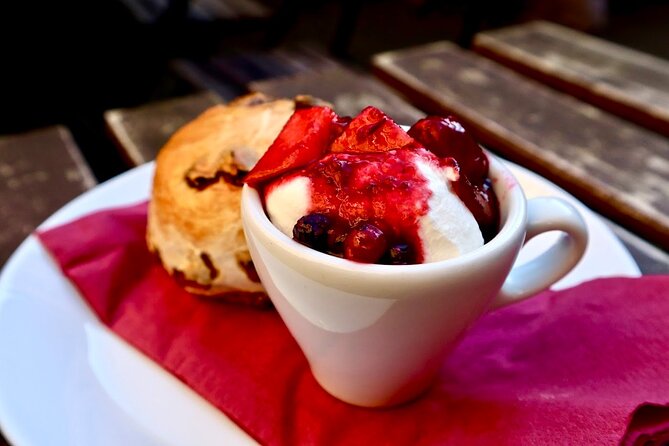 Edinburgh Food Tour with Scotch, Haggis, a Secret Dish & More - What the food stops may include