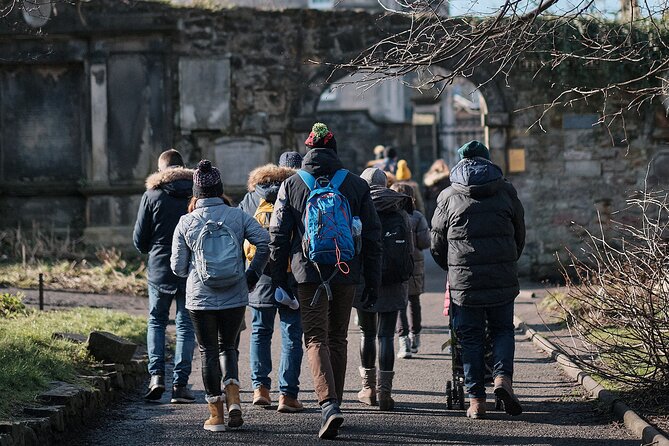 Edinburgh Full Day Walking Tour with Castle Included -Small Group - Mercat Cross, St Giles’ Cathedral, and the Heart of Midlothian