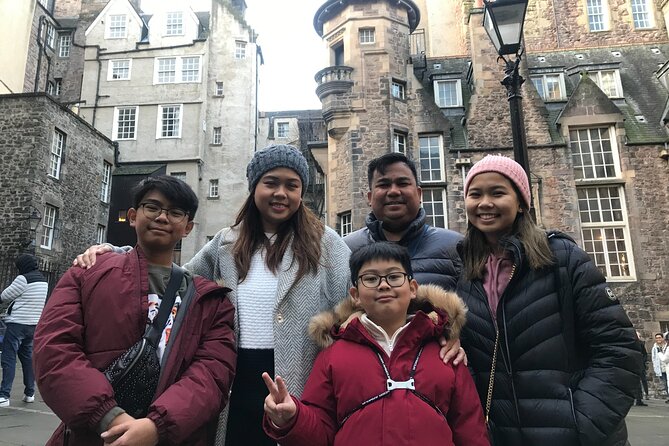 Edinburgh Highlights & Hidden Gems: Private Tour with a Local - What the guides can add to the day