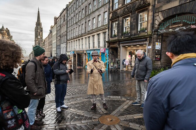 Edinburgh Historical Gems Tour with Whisky & Local Flavours - Scottish tablet, haggis, and a whisky dram