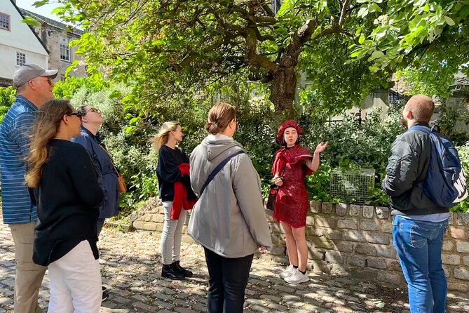 Edinburgh Historical Gems Tour with Whisky & Local Flavours - Who will enjoy this walk most