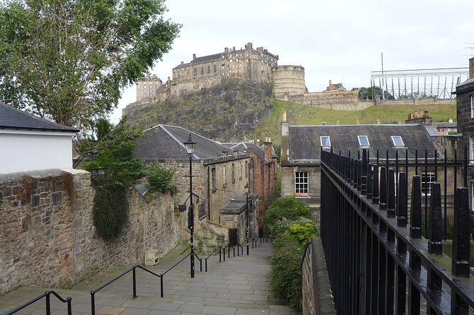 Edinburgh: History Lovers Old Town Walking Tour - Grassmarket, old pubs, and Castle views