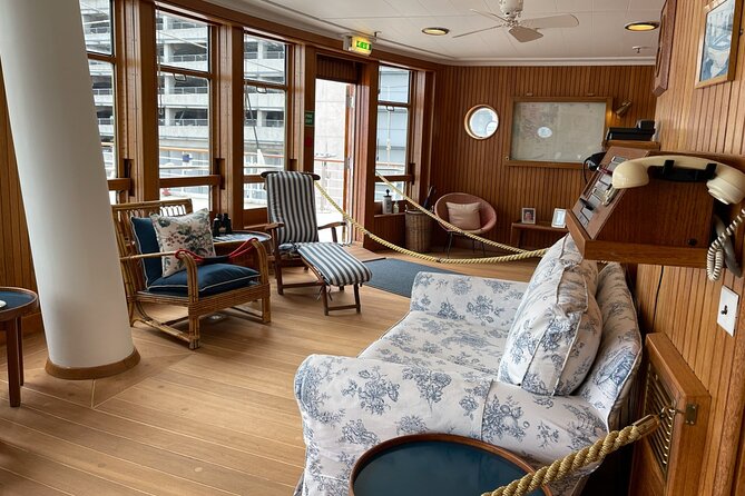 Edinburgh Luxury Private Day Tour from Edinburgh - Edinburgh Castle deserves your main block of time