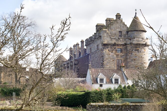 Edinburgh: Mary Queen of Scots Privately Guided Luxury Day Tour - Wallace Monument before Stirling Castle