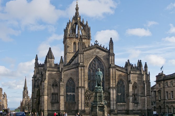 Edinburgh Private city tour - Calton Hill starts the day with Edinburgh in view