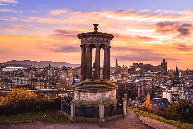 Edinburgh Private city tour - The Royal Mile shows Edinburgh at its most historic