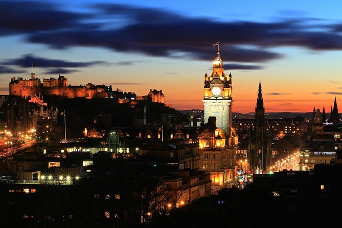 Edinburgh Private Walking Tour - Walking the Royal Mile beyond the obvious sights