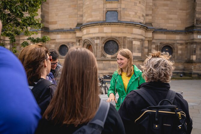 Edinburgh: Pubs & History Walking Tour with Beer Tasting - Why beer is a smart way to see Edinburgh