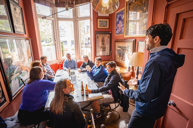 Edinburgh: Pubs & History Walking Tour with Beer Tasting - Canongate and the old brewing trade