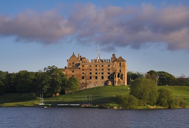 Edinburgh: The Outlander, Palaces & Jacobites Tour - At a glance: the details that matter