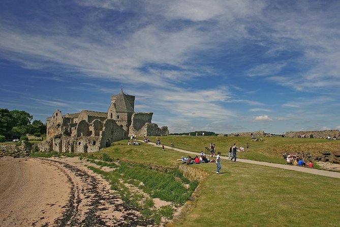 Edinburgh Three Bridges Cruise - Inchcolm Island and the extra landing option