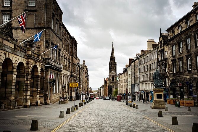Edinburgh Unveiled: Luxury Private Driving Tour of Edinburgh - The Botanic Garden offers a calmer hour
