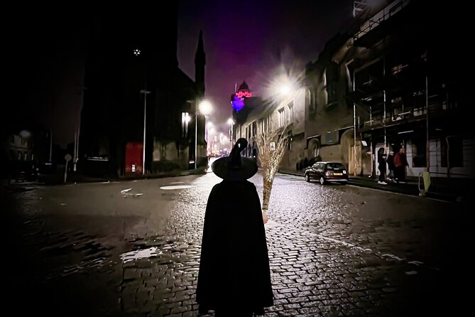 Edinburgh: Witches & Haunted History Walking Tour - Victoria Street and an infamous local character