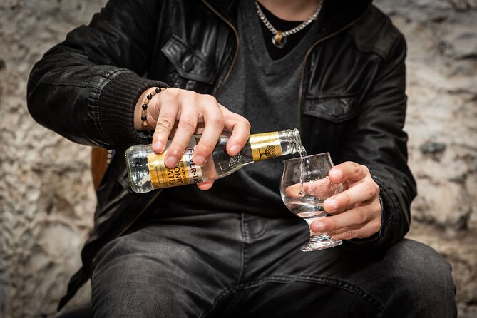 Evolution of Gin and Underground Gin Tasting in Edinburgh | 1hr - Why the underground setting matters