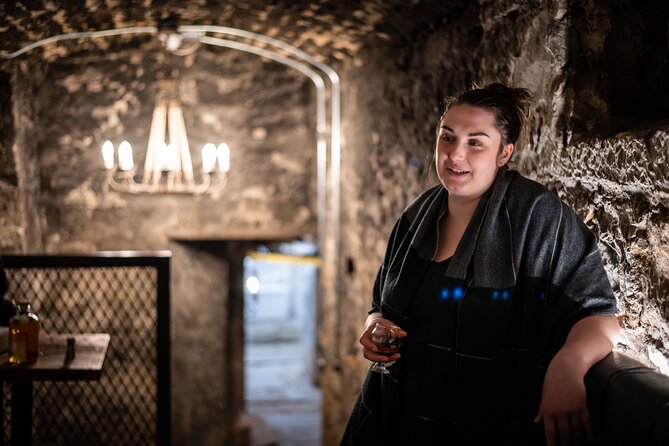 Evolution of Gin and Underground Gin Tasting in Edinburgh | 1hr - Following gin from aqua vitae to modern Scotland