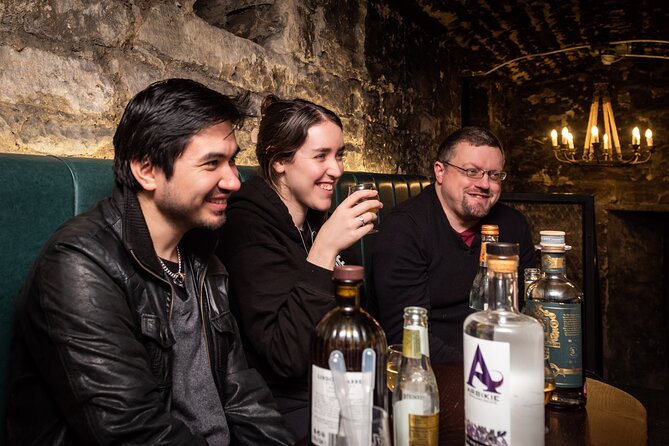 Evolution of Gin and Underground Gin Tasting in Edinburgh | 1hr - Who should book this Edinburgh gin tasting?