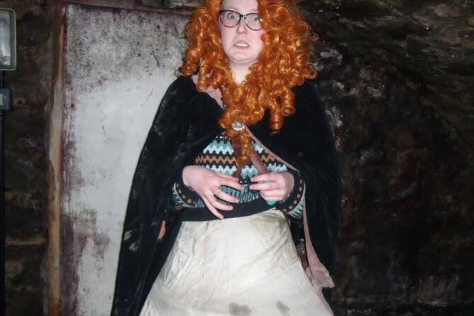 Extreme Paranormal Underground Ghost Tour in Edinburgh - Walking the Old Town wynds
