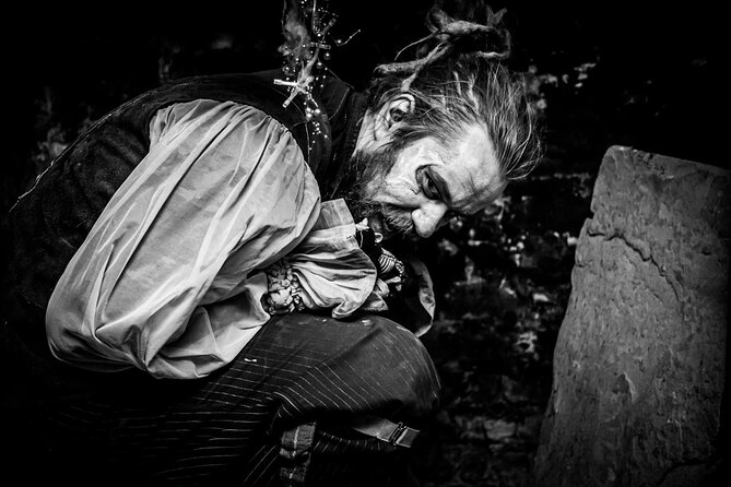 Extreme Paranormal Underground Ghost Tour in Edinburgh - Descending to the South Bridge vaults
