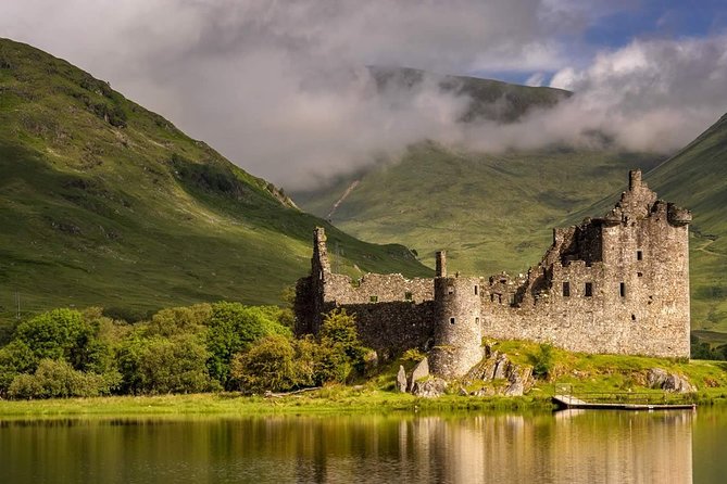 Full-Day Highland Lochs Glens and Castles Tour from Edinburgh - Luss and the final look at Loch Lomond