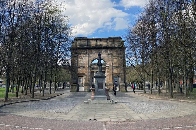 Fun and Flexible Treasure Hunt Around Glasgow with Cryptic Clues - City Chambers and Glasgow’s civic face
