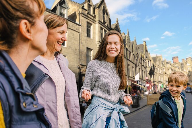 Fun, Flexible Treasure Hunt Around Edinburgh with Cryptic Clues & Hidden Gems - How the phone game works